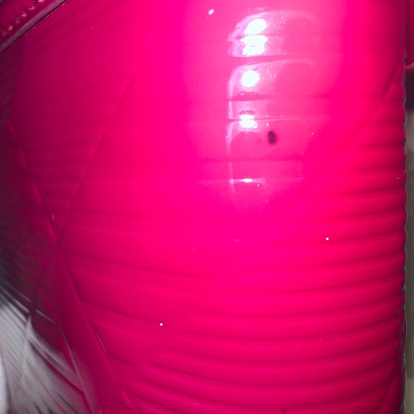 NWT RARE BURBERRY Embossed Patent Raspberry Sorbet Zippy Wallet (Price is Firm!) - Picture 12 of 13